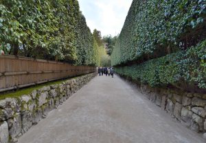 “Ginkakuji-gaki,” by jpellgen (@1105_jp), CC BY-NC-ND 2.0.